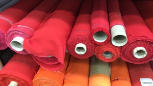 однотонные плательные и костюмные ткани